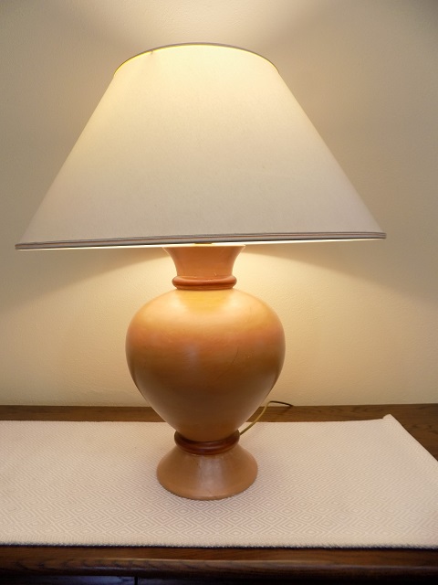 Keramická stolová lampa